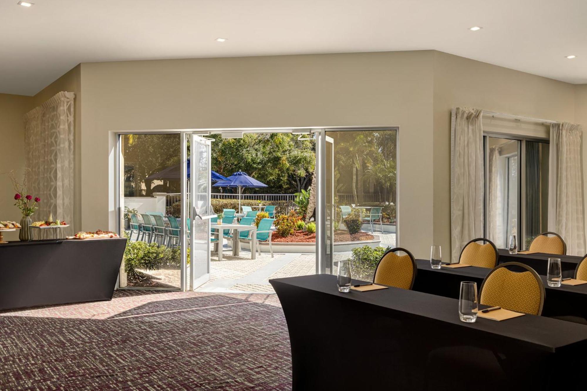 Crowne Plaza Orlando - Lake Buena Vista By Ihg Esterno foto